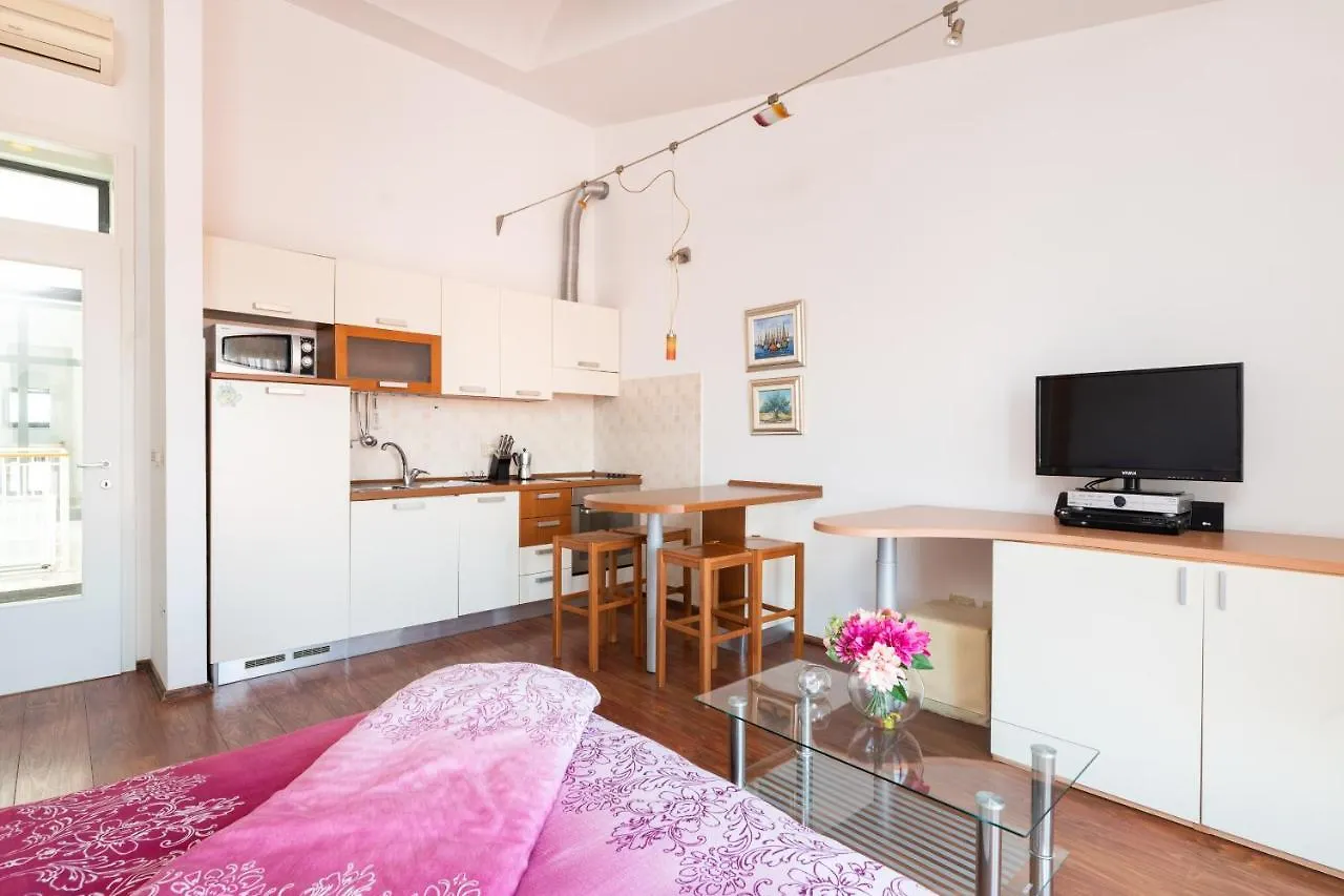 Apartment Seaview Studio Umag Kroatien